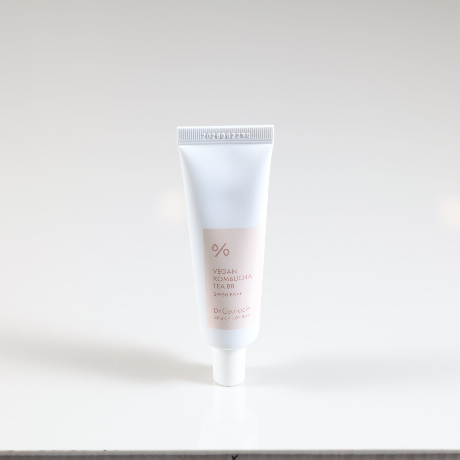 Dr.Ceuracle VEGAN KOMBUCHA TEA BB SPF30+ PA++ 30ml