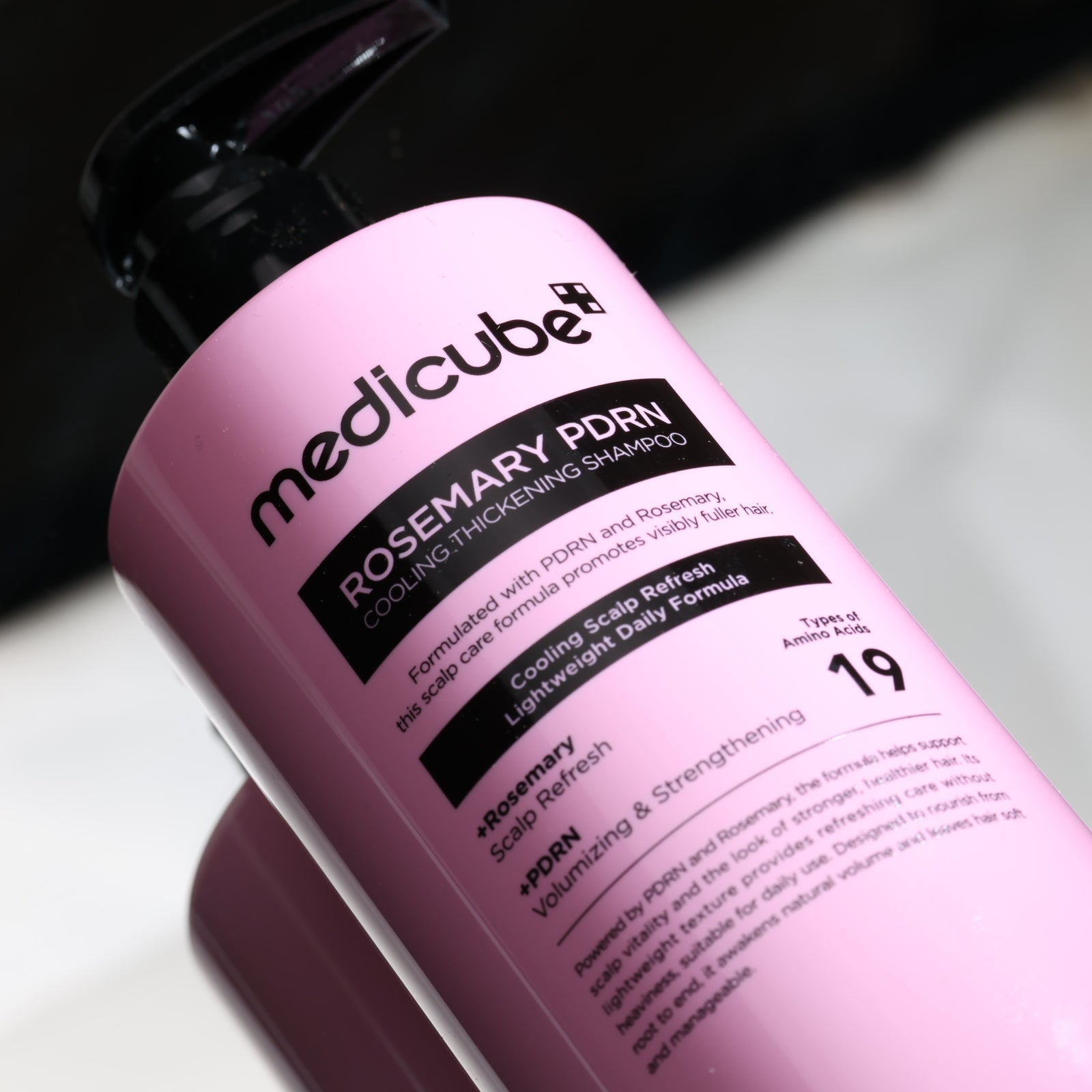 MEDICUBE Rosemary PDRN Cooling Thickening Shampoo 400ml